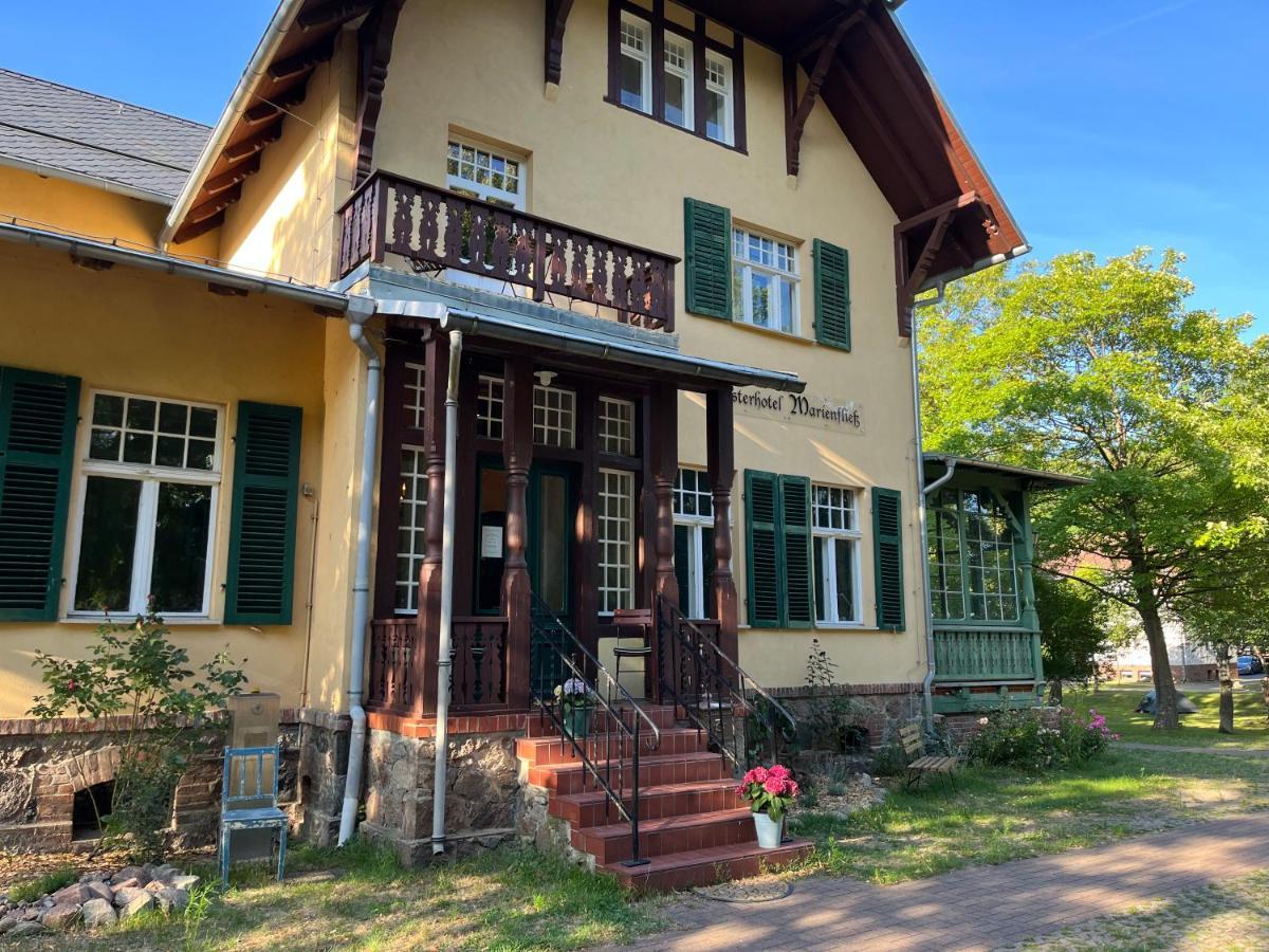 Klostergartenhotel Marienfliess Stepenitz Esterno foto